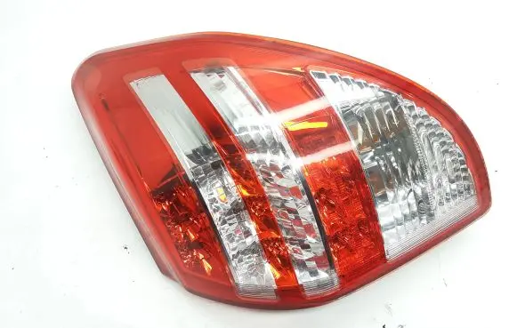 Toyota RAV 4 (XA30) Rear/tail lights