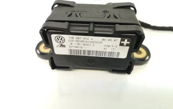 Volkswagen Transporter - Caravelle T5 ESP acceleration yaw rate sensor 7H0907652A 10170103673
