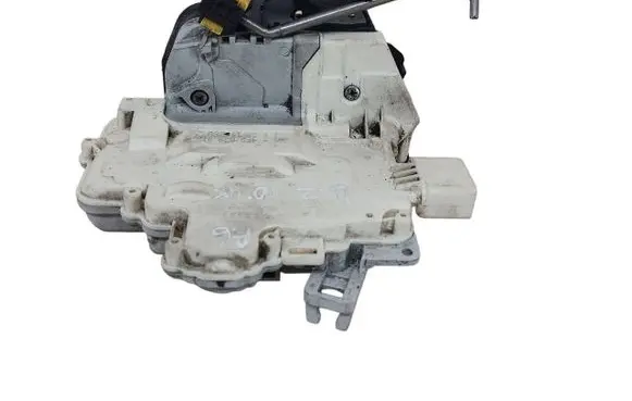Audi A6 S6 C6 4F Rear door lock 4F0839015A
