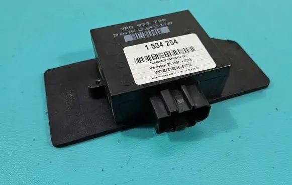 Volkswagen PASSAT B5.5 Central body control module 3B0959799 IMPRK1534254