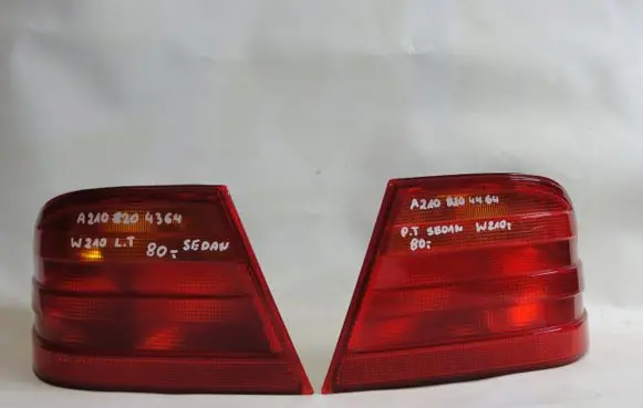 Mercedes-Benz E W210 Rear/tail lights set A2108204464