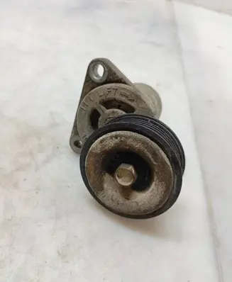 Mazda 6 Alternator belt tensioner 