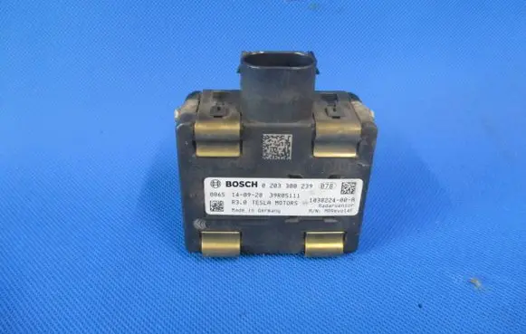 Tesla Model S Distronic sensor radar 0203300239 39R05111 103822400A