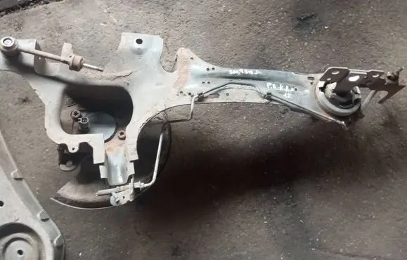 Volvo S60 Rear wheel hub