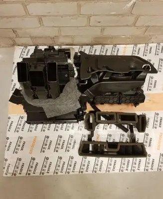 Skoda Superb B8 (3V) Interior heater climate box assembly 5Q2820005AN