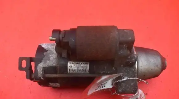 Honda CR-V Starter motor MHG023