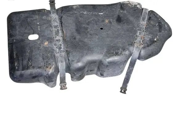 Volkswagen Touareg II Fuel tank bottom protection 7L0201973C 7L0201973D