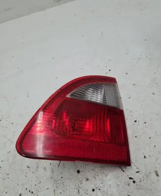 Tailgate rear/tail lights