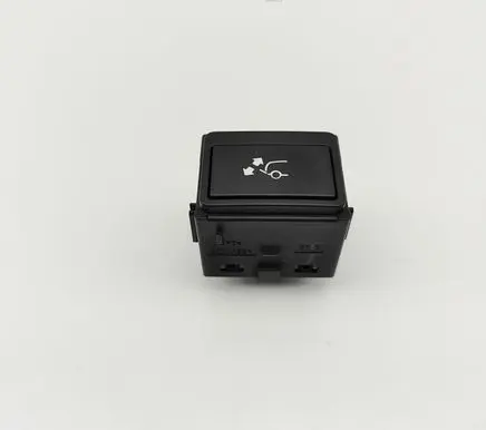 Land Rover Discovery 5 Tailgate/boot open switch button HY3215770AC