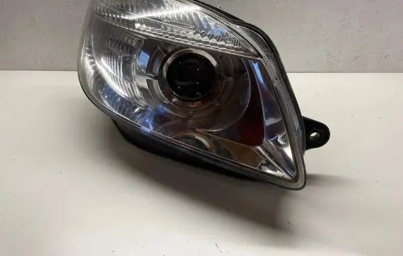 Skoda Fabia Mk2 (5J) Headlight/headlamp 24783200