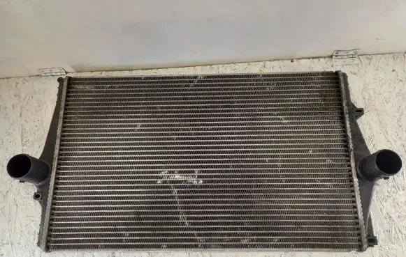 Volvo S60 Intercooler radiator 8649471