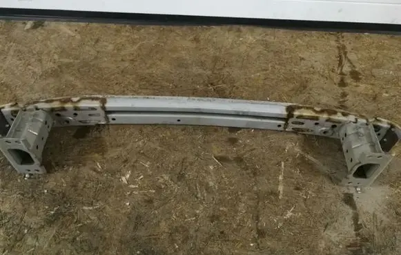 Toyota Verso Front bumper cross member