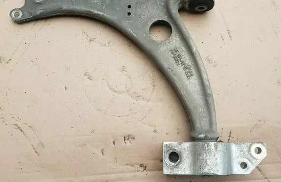 Audi Q3 8U Front lower control arm/wishbone 3C0407153D