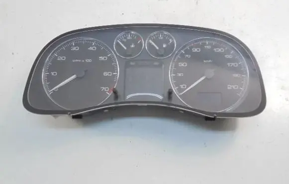Speedometer (instrument cluster)