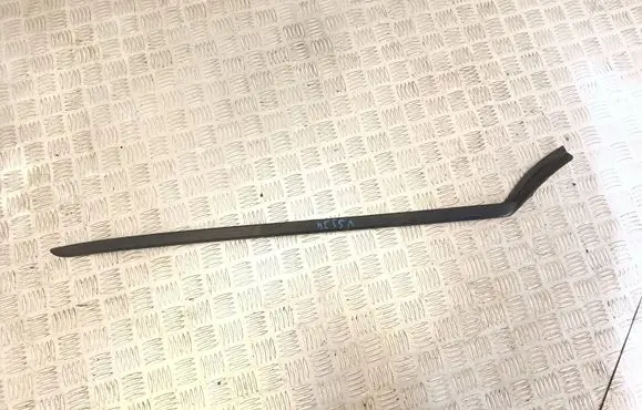Volvo XC40 Windshield trim 31448940