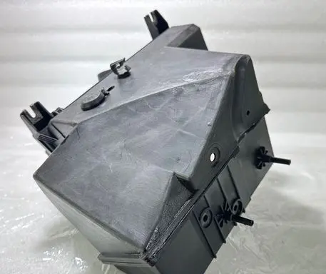 Audi A8 S8 D2 4D Air filter box 07C133837 07C129627A 07C183