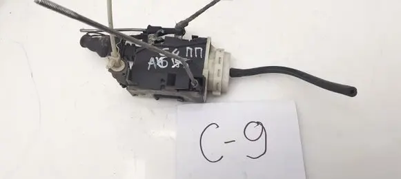 Audi A6 S6 C4 4A Front door lock 4A1837016
