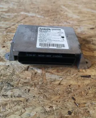 Renault Megane II Airbag control unit/module 8200412026B 607139300 8200412026