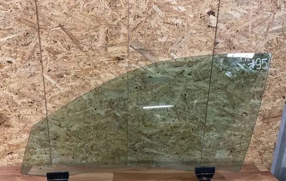 Audi A4 S4 B7 8E 8H Front door window glass four-door 43R001025 DOT27M24100AS2 E000184