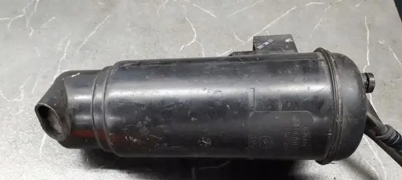 Audi A2 Active carbon filter fuel vapour canister 8z0201795d