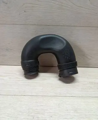 Audi A3 S3 A3 Sportback 8P Air intake duct part 1K0129618BQ