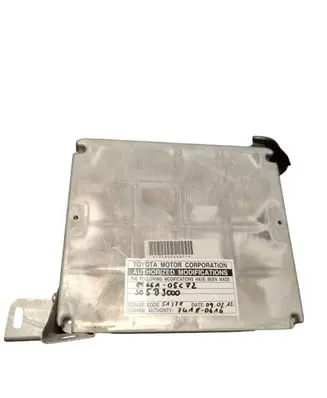Toyota Avensis T250 Engine control unit/module 8966105672