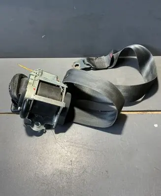 Peugeot 407 Front seatbelt 96439575XX