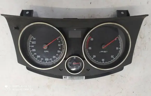 Opel Zafira B Speedometer (instrument cluster) 13267536 SW7655 13267536UK