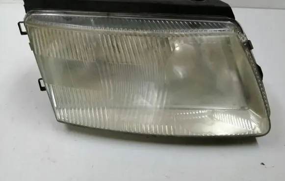 Volkswagen PASSAT B5 Headlight/headlamp