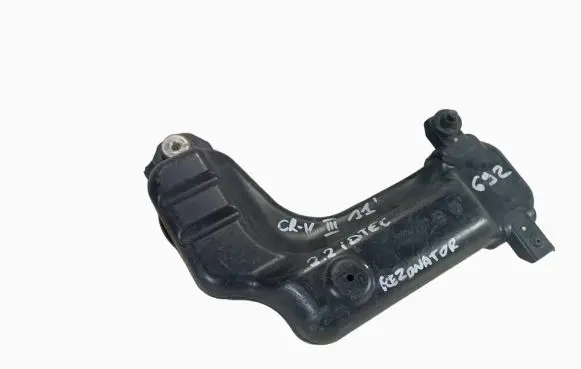 Honda CR-V Intake resonator 