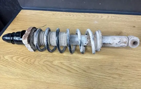 Dodge Caliber Rear shock absorber with coil spring 05105014AA