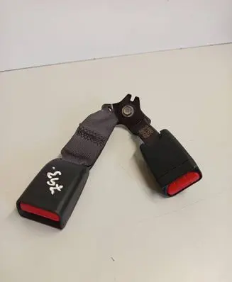 Subaru Impreza II Rear seatbelt buckle 