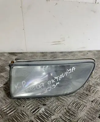 Skoda Octavia Mk2 (1Z) Front fog light 1Z0941699