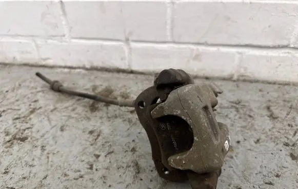 MG ZS Rear brake caliper 10262145