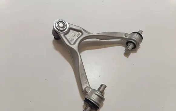 Chevrolet Corvette Rear control arm 86546920