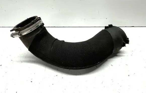 Audi A4 S4 B8 8K Intercooler hose/pipe 8K0145737R