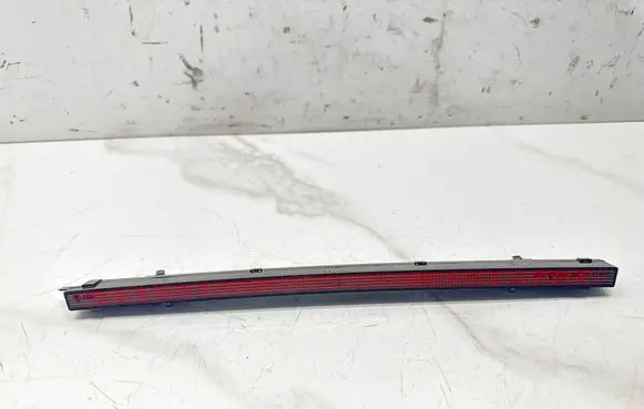 Skoda Superb B6 (3T) Third/center stoplight 1Z5945097