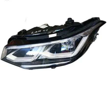Volkswagen Golf VII Headlight/headlamp 