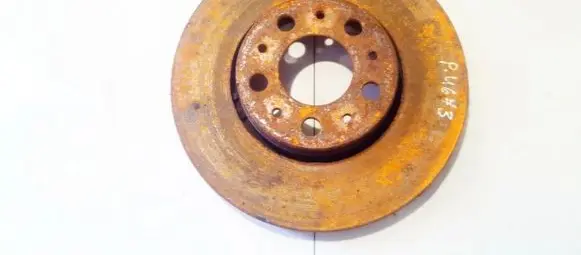 Volvo XC70 Front brake disc ventiliuojamas