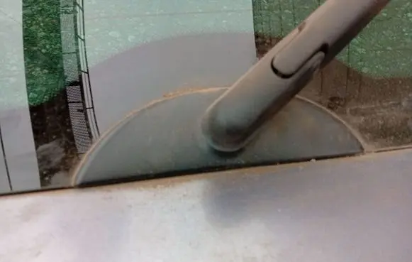 Renault Clio II Rear window wiper motor