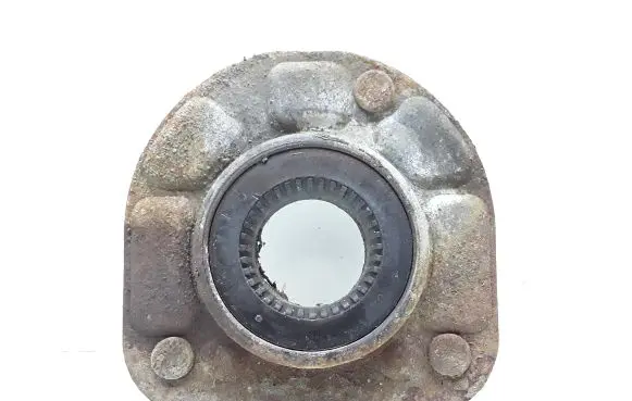 Volvo XC90 Front upper strut mount 