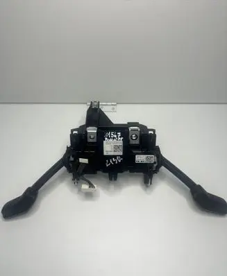 Volkswagen PASSAT B8 Indicator stalk 5Q0953502M