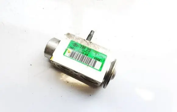 Ford Grand C-MAX Air conditioning (A/C) expansion valve AV6N19849AB