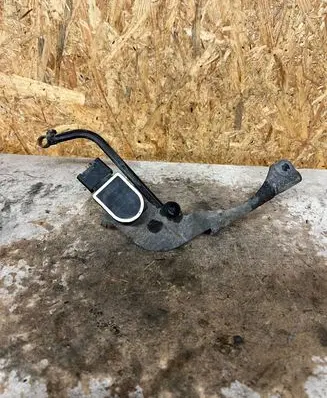 Headlight/headlamp level sensor