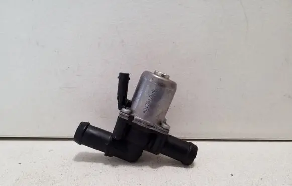 Volvo XC60 Electric auxiliary coolant/water pump 31657218