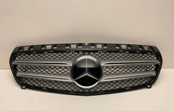 Mercedes-Benz A W176 Front bumper upper radiator grill A1768880260 11279981 280300005