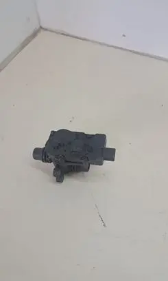 Mercedes-Benz C W205 Coolant heater A0005003040 11052016