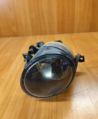 Volkswagen Touran I Front fog light 27128800
