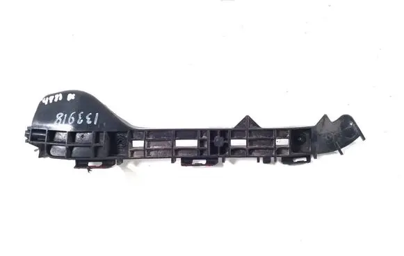 Lexus CT 200H Rear bumper mounting bracket 5257576010