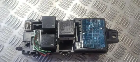 Mitsubishi Carisma Fuse box set mb953355